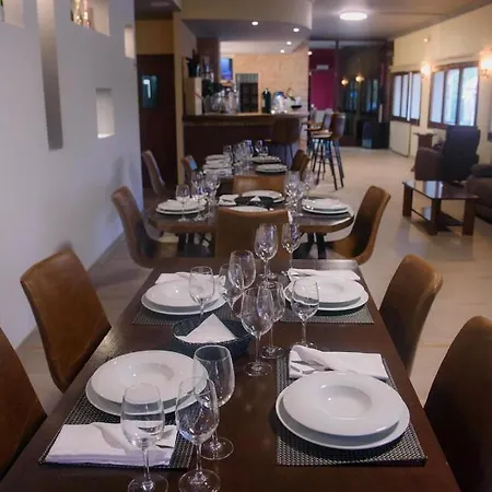 מלון Hotel Fiesta Mega Only Adults